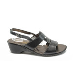 Анатомични черни дамски сандали, естествена кожа и лачена естествена кожа  - всекидневни обувки за лятото N 10008880