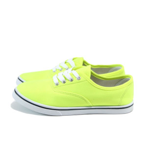 Жълти дамски обувки с равна подметка, текстилна материя - спортни кецове за целогодишно ползване N 10008157