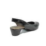 Черни дамски обувки със среден ток, лачена еко кожа - всекидневни обувки за пролетта и лятото N 10007853