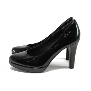 Черни дамски обувки с мемори пяна, на висок ток, лачена еко кожа - официални обувки за целогодишно ползване N 10008396