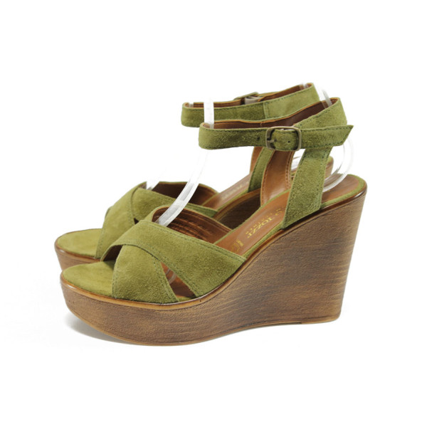 Зелени дамски сандали, естествен велур - всекидневни обувки за лятото N 10008522