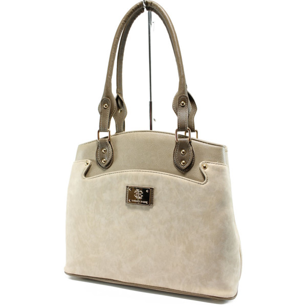Бежова дамска чанта, здрава еко-кожа - удобство и стил за вашето ежедневие N 100010117