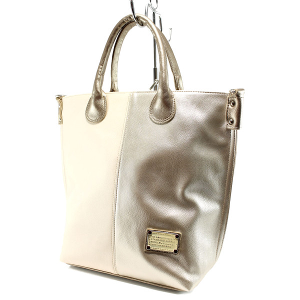 Бежова дамска чанта, здрава еко-кожа - удобство и стил за вашето ежедневие N 100010460