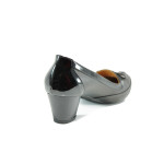 Черни анатомични дамски обувки със среден ток, естествена кожа и лачена естествена кожа  - всекидневни обувки за пролетта и лятото N 100010203