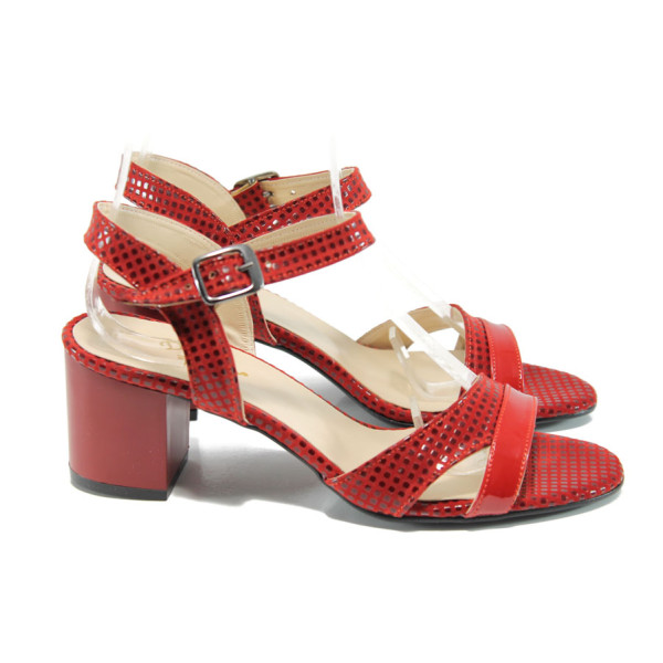 Червени дамски сандали, лачена еко кожа - всекидневни обувки за лятото N 100010767