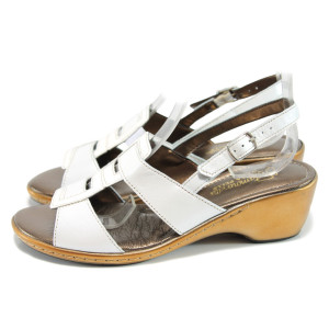Бели анатомични дамски сандали, естествена кожа и лачена естествена кожа  - всекидневни обувки за лятото N 100010813