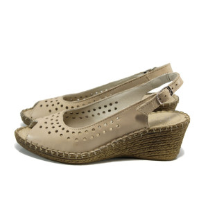 Бежови анатомични дамски сандали, естествена кожа - всекидневни обувки за лятото N 100011056