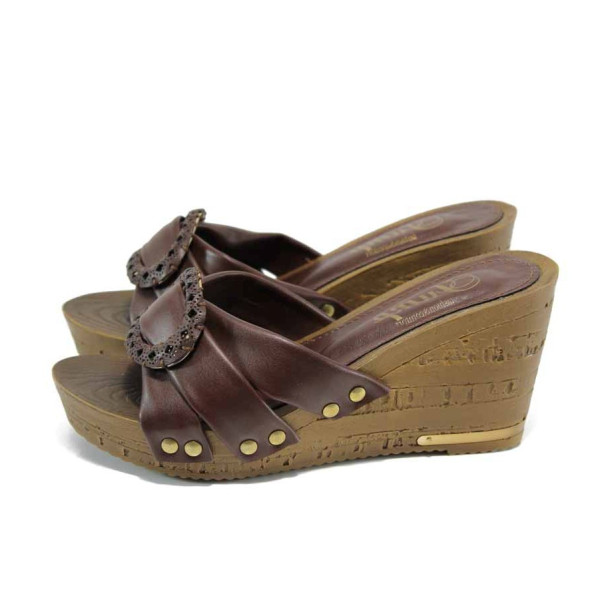Кафяви анатомични дамски чехли, здрава еко-кожа - ежедневни обувки за пролетта и лятото N 100011183