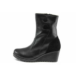 Черни дамски боти, естествена кожа и велурена еко-кожа - всекидневни обувки за есента и зимата N 100011785