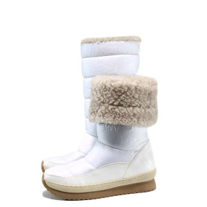 Бели дамски боти, еко-кожа и текстилна материя - всекидневни обувки за есента и зимата N 100012010