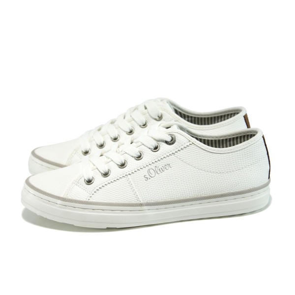 Бели дамски обувки с равна подметка,  с мемори пяна, здрава еко-кожа - всекидневни обувки за пролетта и лятото N 10009861
