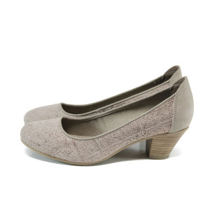 Бежови дамски обувки със среден ток, естествен набук - елегантни обувки за пролетта и лятото N 10009878