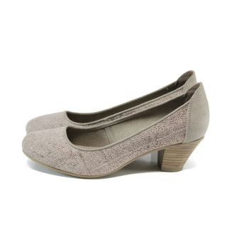 Бежови дамски обувки със среден ток, естествен набук - елегантни обувки за пролетта и лятото N 10009878