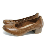 Кафяви дамски обувки със среден ток,  с мемори пяна, естествена кожа - всекидневни обувки за пролетта и лятото N 10009895