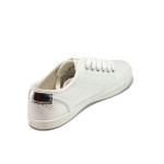 Бели дамски обувки  с мемори пяна, с равна подметка, здрава еко-кожа - всекидневни обувки за пролетта и лятото N 100010439