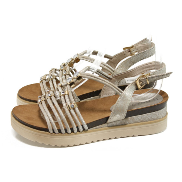 Бежови анатомични дамски сандали, еко-кожа и текстилна материя - всекидневни обувки за лятото N 100010560
