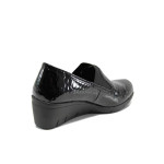 Черни дамски обувки с платформа, лачена естествена кожа - всекидневни обувки за пролетта и есента N 100011411