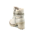 Бежови дамски боти, здрава еко-кожа - всекидневни обувки за есента и зимата N 100011556