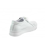 Бели дамски обувки с равна подметка, естествена кожа - спортни обувки за пролетта и лятото N 100012076