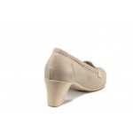 Бежови анатомични дамски обувки със среден ток, естествена кожа - всекидневни обувки за пролетта и лятото N 100012358