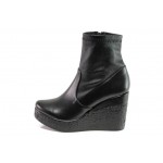 Черни дамски боти, здрава еко-кожа - ежедневни обувки за есента и зимата N 100013184