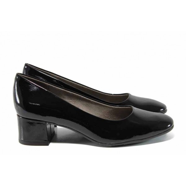 Черни дамски обувки със среден ток, лачена еко кожа - всекидневни обувки за пролетта и лятото N 100012211