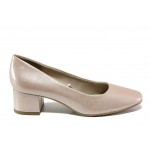 Розови дамски обувки със среден ток, лачена еко кожа - всекидневни обувки за пролетта и лятото N 100013495