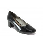 Черни дамски обувки със среден ток, лачена еко кожа - всекидневни обувки за пролетта и лятото N 100013494