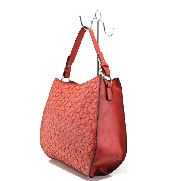 Червена дамска чанта, еко-кожа и текстилна материя - удобство и стил за вашето ежедневие N 100013631