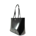 Черна стилна дамска чанта, лачена еко кожа - елегантен стил за вашето ежедневие N 100013621