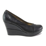 Анатомични черни дамски обувки с платформа, естествена кожа - всекидневни обувки за пролетта и лятото N 100013650