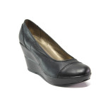 Анатомични черни дамски обувки с платформа, естествена кожа - всекидневни обувки за пролетта и лятото N 100013650