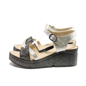 Сребристи дамски сандали, здрава еко-кожа - ежедневни обувки за пролетта и лятото N 100014061