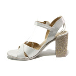 Бели дамски сандали, здрава еко-кожа - ежедневни обувки за пролетта и лятото N 100014094