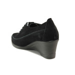 Черни дамски обувки с платформа, естествен набук - всекидневни обувки за есента и зимата N 100014563