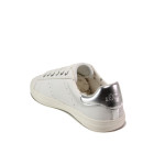 Бели дамски обувки с равна подметка, здрава еко-кожа - спортни обувки за пролетта и лятото N 100013596