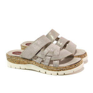 Бежови дамски чехли, естествен набук - ежедневни обувки за пролетта и лятото N 100013836