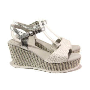 Анатомични бели дамски сандали, здрава еко-кожа - ежедневни обувки за пролетта и лятото N 100013833