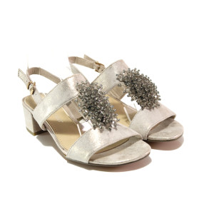 Бежови дамски сандали, качествен еко-велур - ежедневни обувки за пролетта и лятото N 100013865