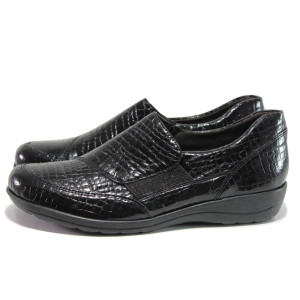 Черни дамски обувки с равна подметка, естествена кожа с крокодилска шарка - всекидневни обувки за есента и зимата N 100014410