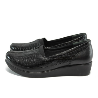 Черни дамски обувки с платформа, лачена естествена кожа - всекидневни обувки за есента и зимата N 100017031