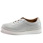Бели дамски обувки с равна подметка, естествена кожа - всекидневни обувки за целогодишно ползване N 100015334