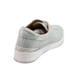 Бели дамски обувки с равна подметка, естествена кожа - всекидневни обувки за целогодишно ползване N 100015334