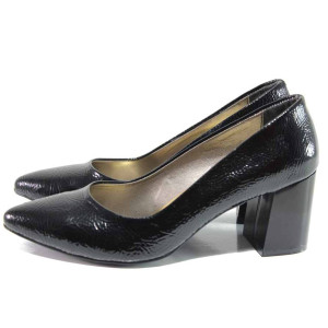 Черни дамски обувки с висок ток, лачена еко кожа - официални обувки за целогодишно ползване N 100015446