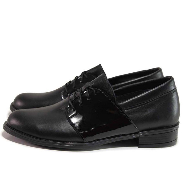 Черни дамски обувки с равна подметка, естествена кожа и лачена естествена кожа  - всекидневни обувки за пролетта и лятото N 100015463