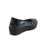 Тъмносини дамски обувки с платформа, естествена кожа с крокодилска шарка - всекидневни обувки за пролетта и лятото N 100015495