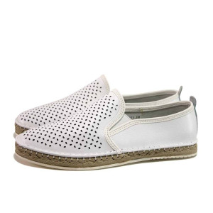 Бели дамски обувки с равна подметка, естествена кожа - всекидневни обувки за пролетта и лятото N 100015553