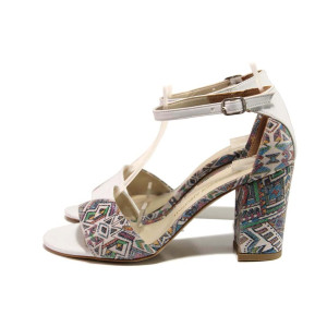 Бели дамски сандали, здрава еко-кожа - елегантни обувки за пролетта и лятото N 100015683