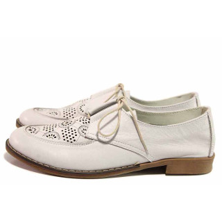 Лилави дамски обувки с равна подметка, естествена кожа перфорирана - ежедневни обувки за пролетта и лятото N 100016349