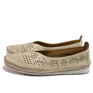 Бежови дамски обувки с равна подметка, естествена кожа перфорирана - ежедневни обувки за пролетта и лятото N 100016301